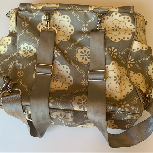 Petunia Pickle Bottom diaper bag/backpack - Picture 4 of 7